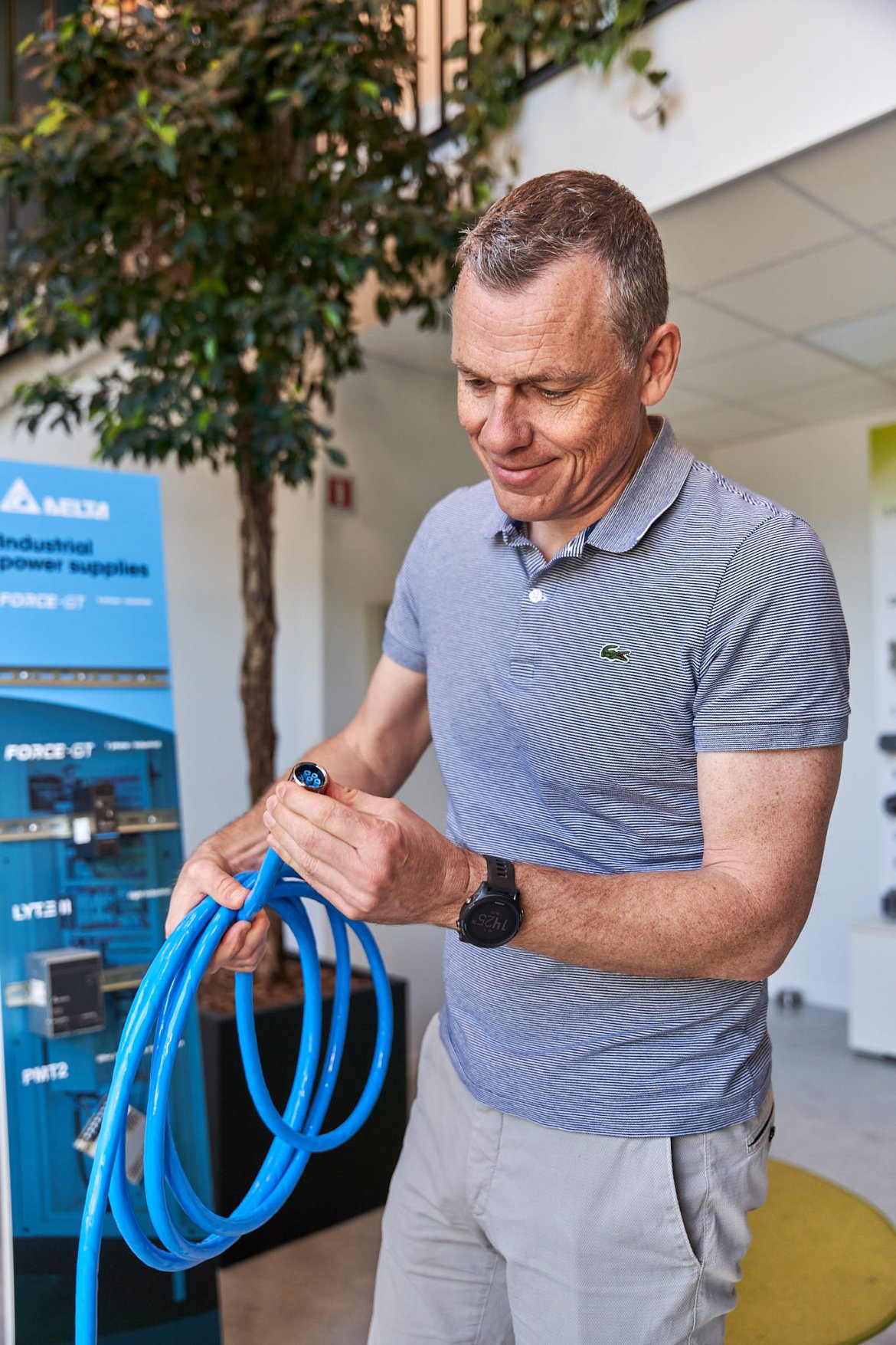 From connectors to custom cable assembly