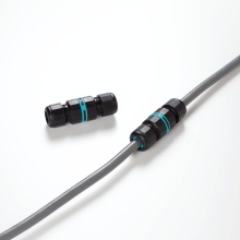 Ultracompact, waterproof connectors 